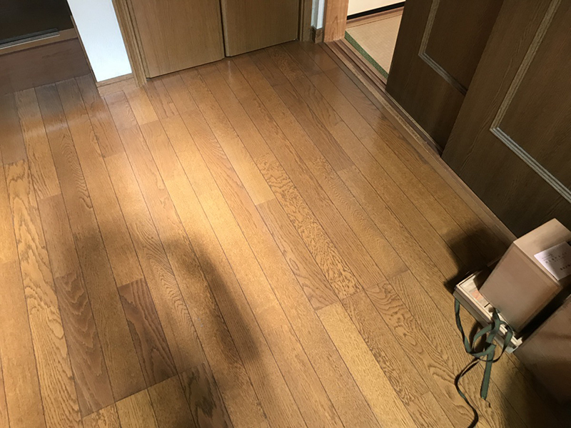コストパフォーマンス良し！床をきれいに！